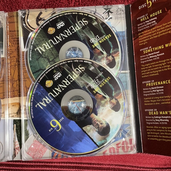 Season one of supernatural - Picture 4 of 7